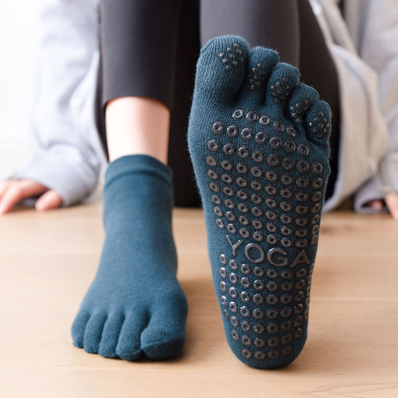 Yoga Dance & Fitness Center Llc - جوارب سيليكون مانعة للانزلاق خمسة أصابع