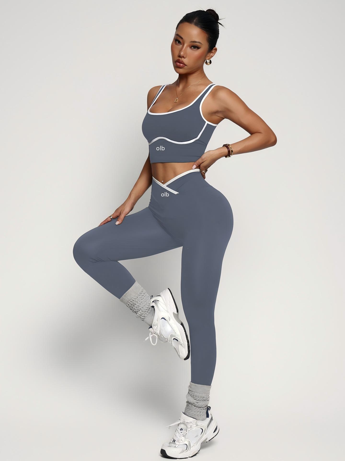 طقم رياضي جديد من قطعتين: حمال - مراجعة Yoga Fitness Wear وسعره