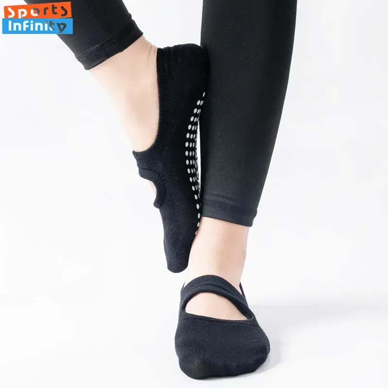 جوارب يوجا سيليكون مضادة للانز - مراجعة Yoga Dance & Fitness Center Llc وسعره