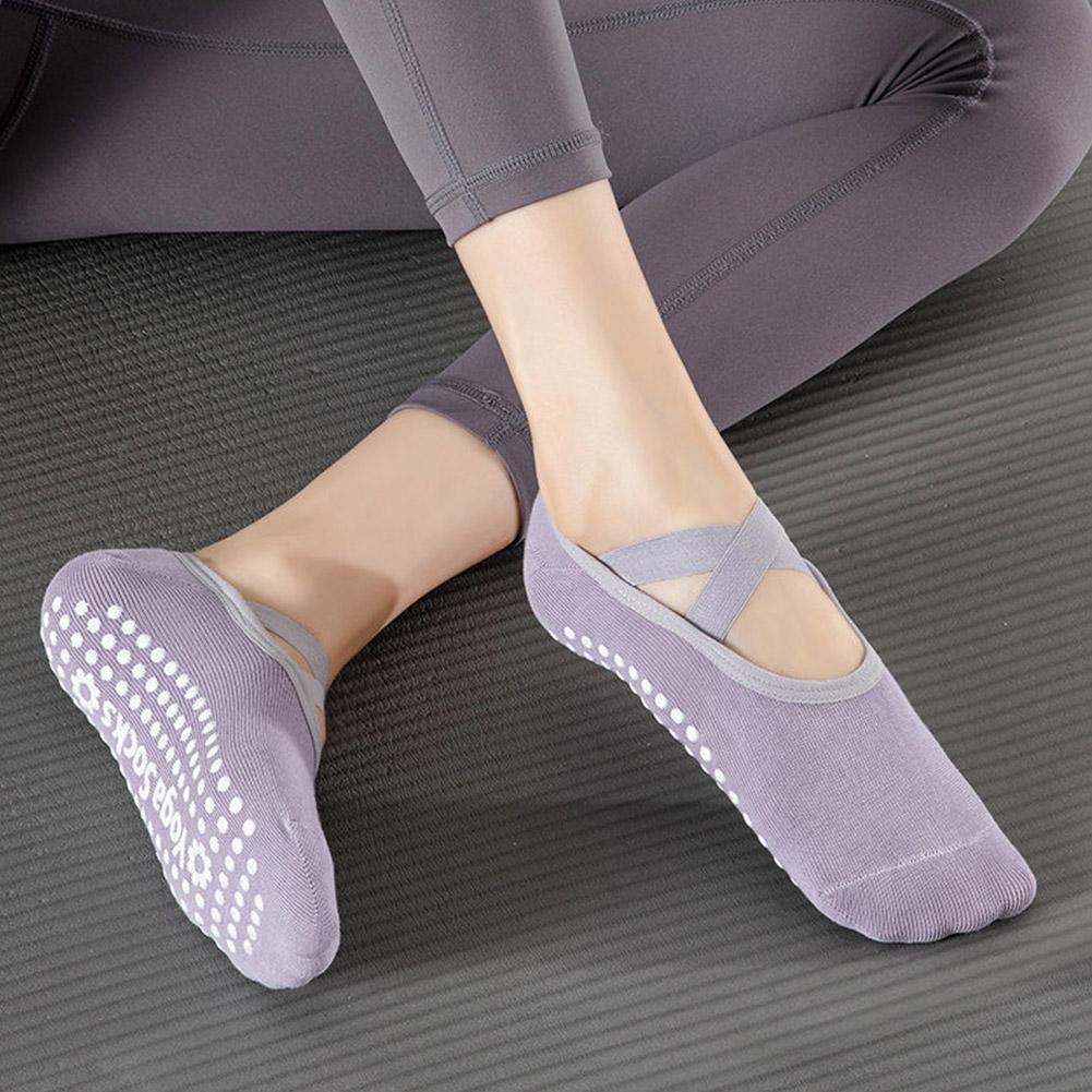 جوارب يوجا احترافية للنساء، جو - مراجعة Yoga Dance & Fitness Center Llc وسعره